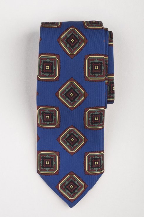 Macclesfield tie blue with medallions
