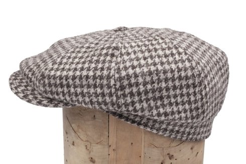 Houndstooth driver's cap with ear flaps Marling & Evans brown-beige