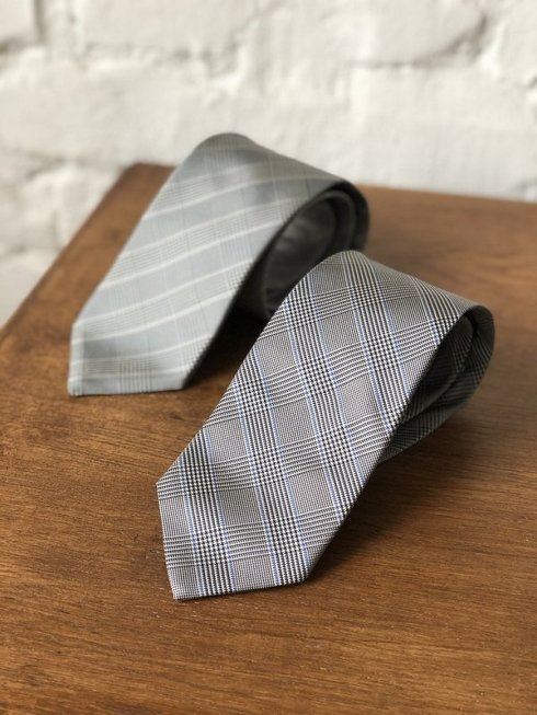 Silk tie Prince of Wales check with a blue accent