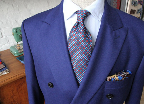 printed silk tie