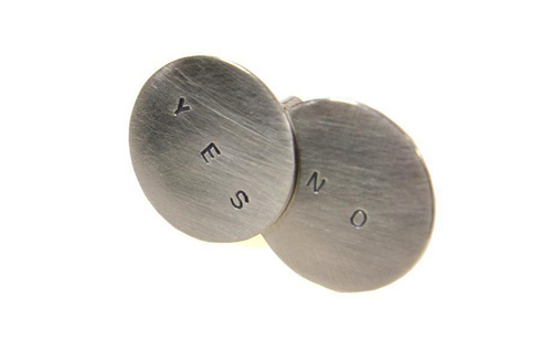 Cufflink "Yes no"