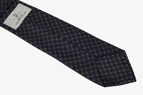 Granatowo- żółty krawat  six fold z jedwabiu drukowanego